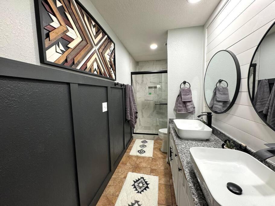 Modern Comfort: Updated Cozy Condo In Indian Point Branson Exterior photo