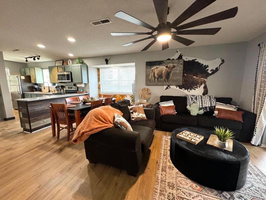 Modern Comfort: Updated Cozy Condo In Indian Point Branson Exterior photo